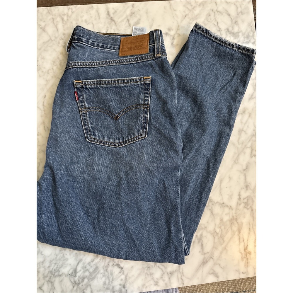 Levi's Premium 80 Mom Jeans Womens Relaxed Tapered 32 X 30 Medium Wash High Rise